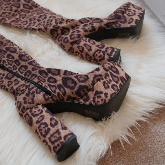 ASOS Leopard platform thigh high boots - Picture 4 of 13